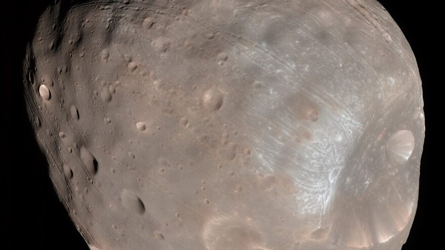 Japan Is About to Launch a Mission to Land on Mars’s Moon Phobos — and Bring a Piece of It Home
